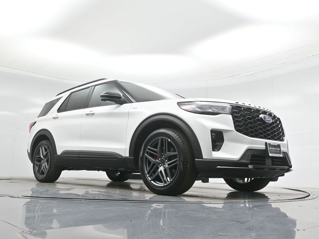 Certified 2025 Ford Explorer ST-Line w/ Premium Package image 49