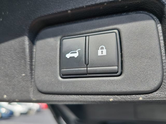 Used 2024 Nissan Rogue SV FWD image 15