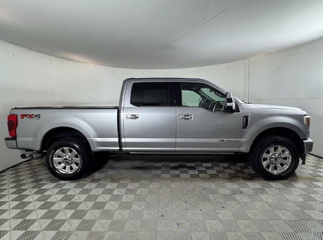 Certified 2020 Ford F250 Platinum w/ FX4 Off-Road Package AWD/4WD image 2