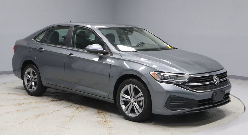 Used 2024 Volkswagen Jetta SE