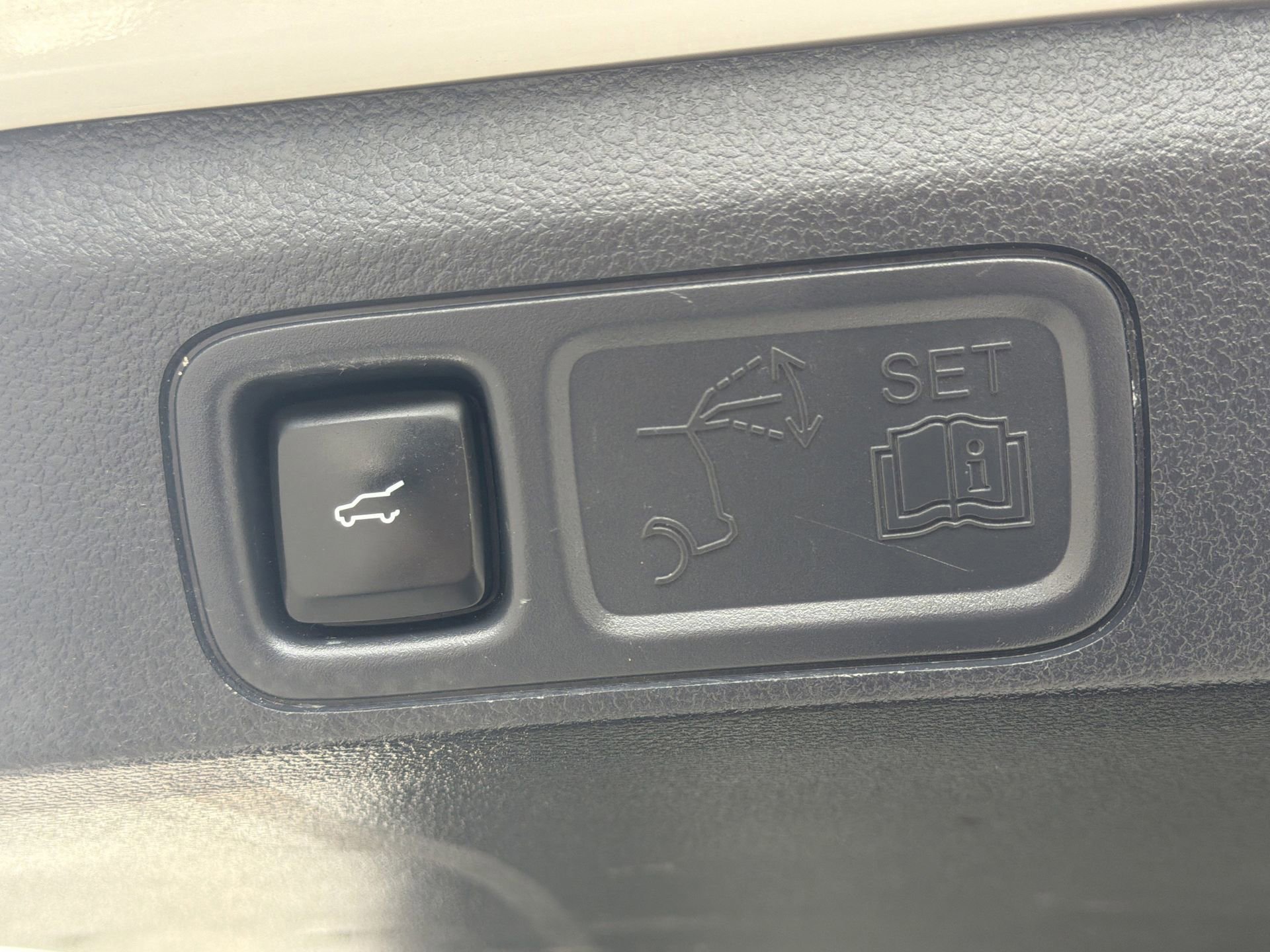 Certified 2024 Ford Expedition Limited AWD/4WD image 40