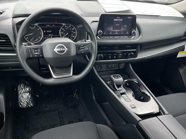 Used 2025 Nissan Rogue S FWD image 7
