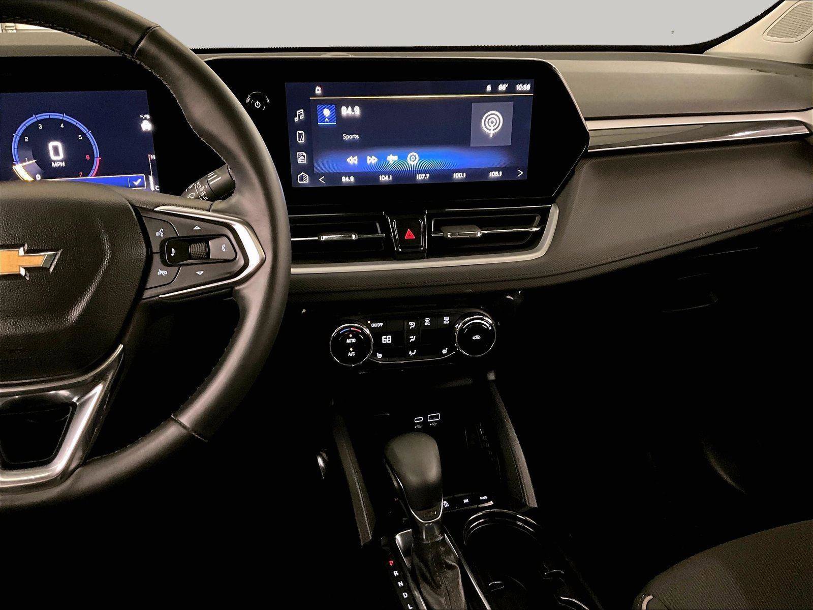 Used 2024 Chevrolet TrailBlazer LT w/ Convenience Package image 6