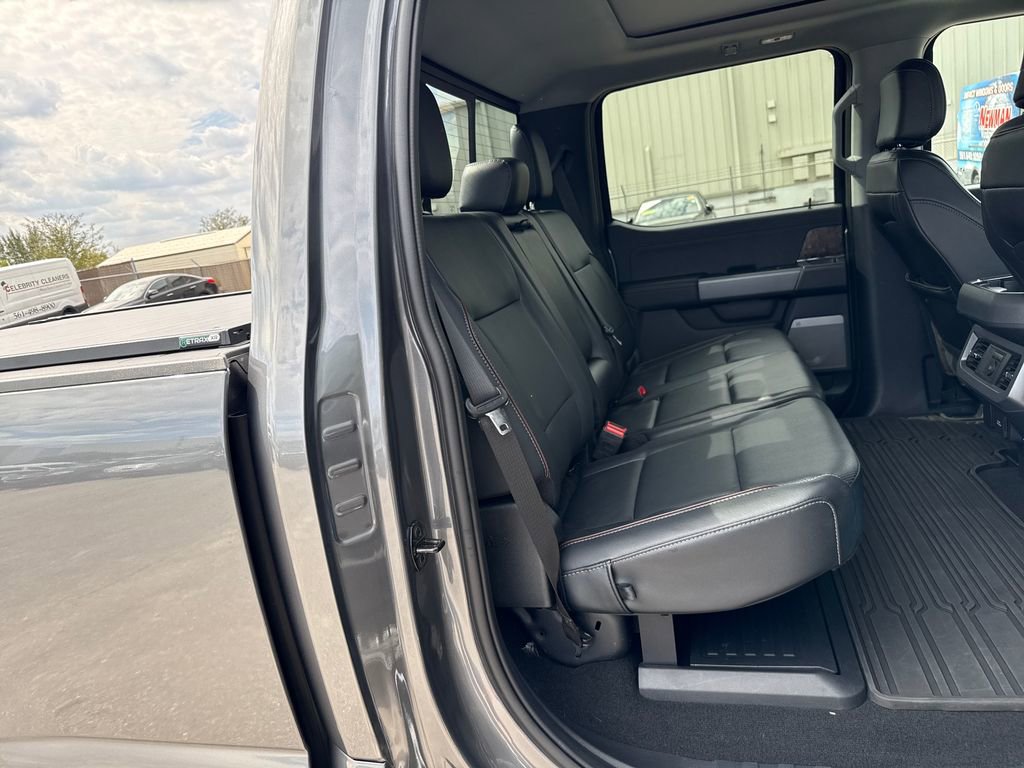 Certified 2023 Ford F350 Lariat w/ Chrome Package image 30