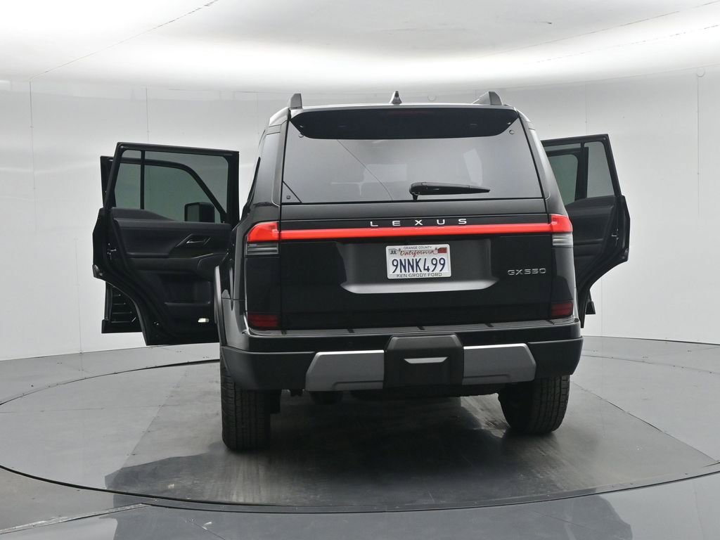 Used 2024 Lexus GX 550 image 34