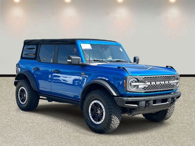 Certified 2022 Ford Bronco Badlands AWD/4WD image 3