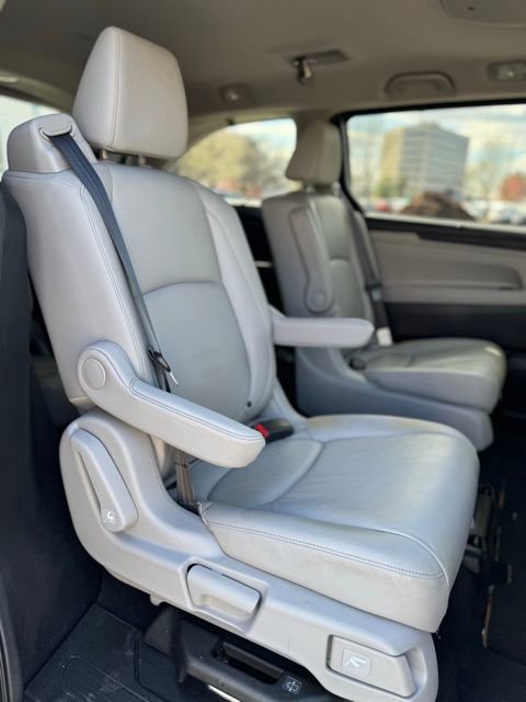 Used 2018 Honda Odyssey Elite image 31