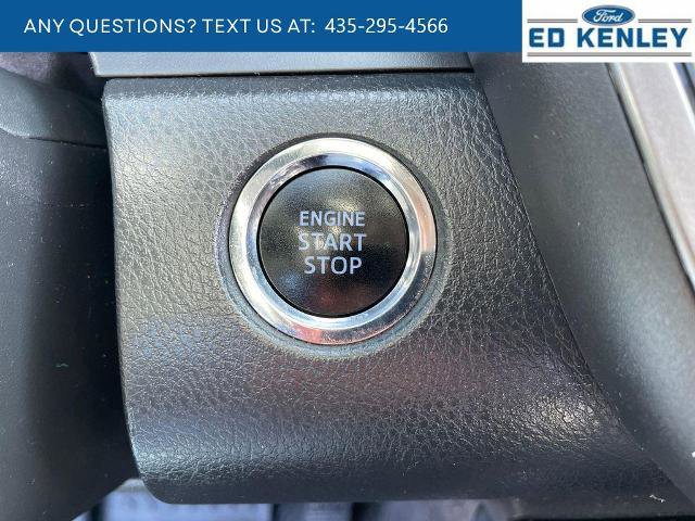 Used 2020 Toyota Camry XSE FWD image 11