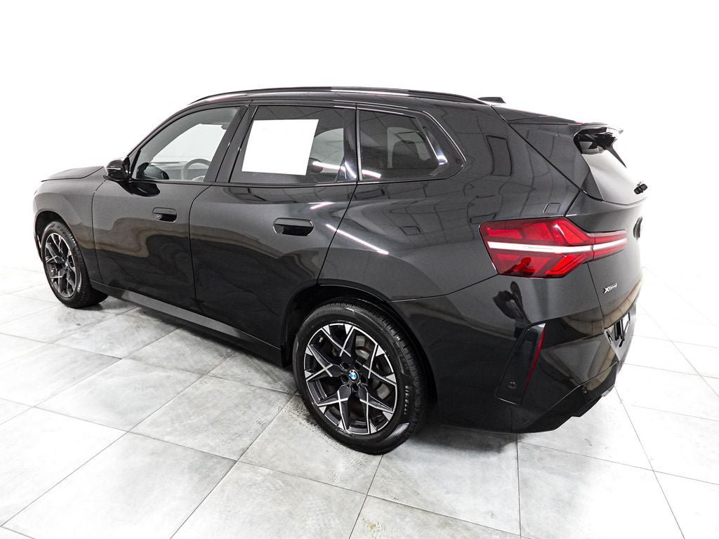 Used 2025 BMW X3 xDrive30i w/ Premium Package AWD/4WD image 5