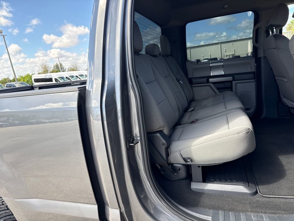 Certified 2022 Ford F250 XLT w/ Black Appearance Package image 27