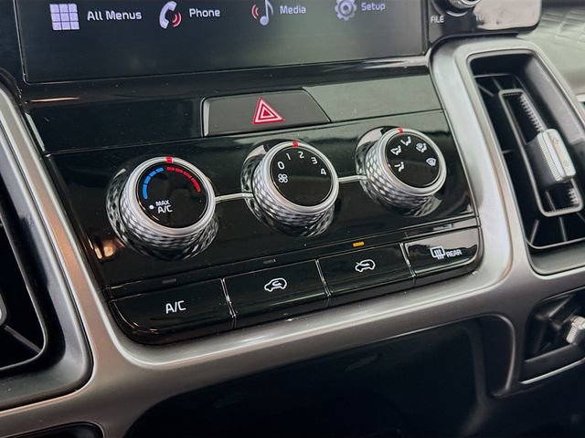 Used 2023 Kia Sorento LX image 15