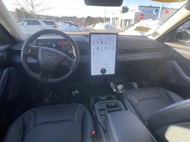 Certified 2025 Ford Mustang Mach-E Premium image 17