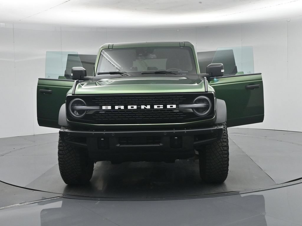 Certified 2024 Ford Bronco Wildtrak AWD/4WD image 35