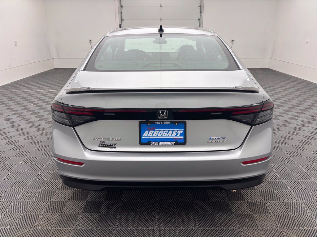Used 2024 Honda Accord Sport image 9