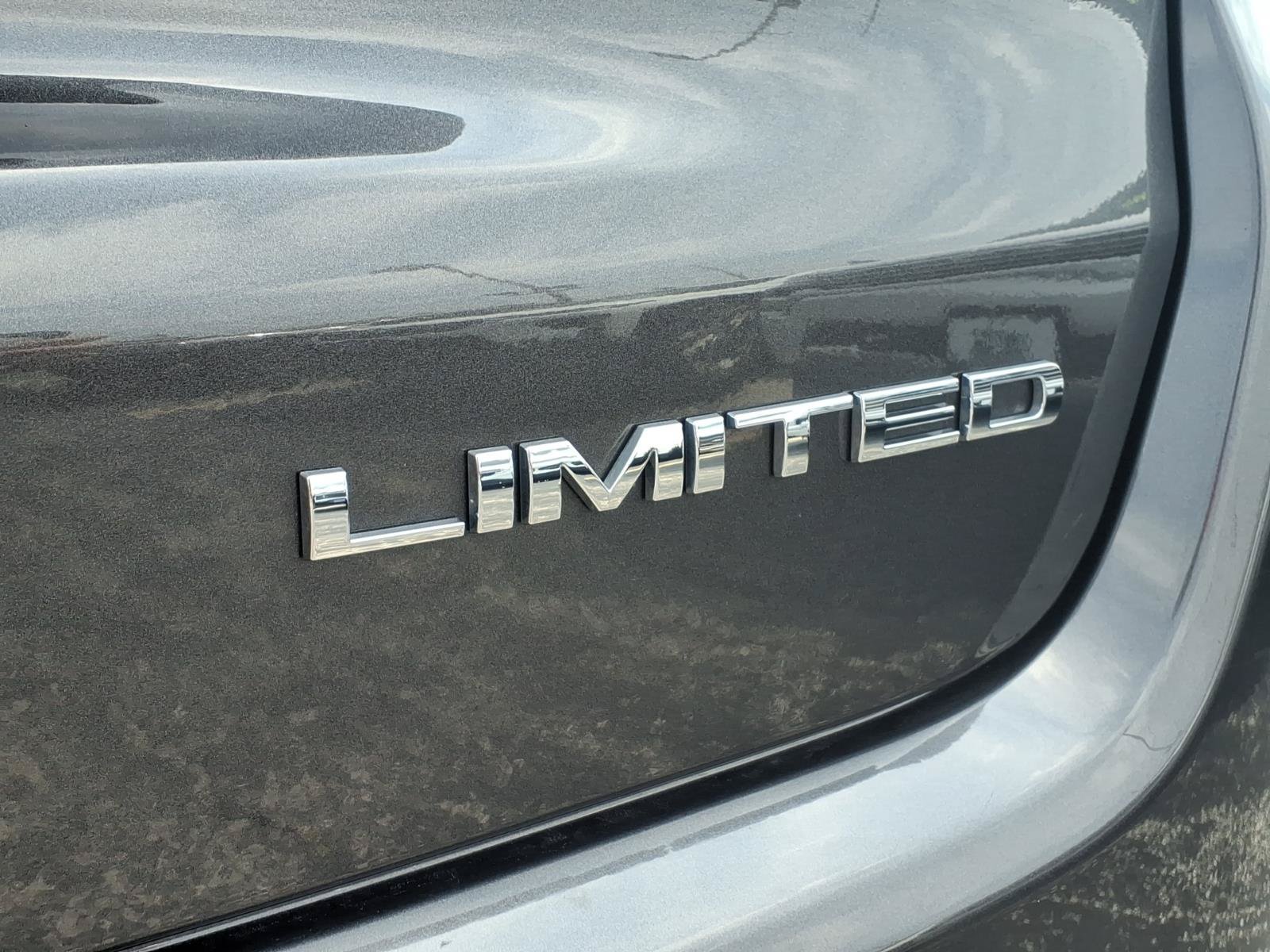Used 2022 Jeep Compass Limited AWD/4WD image 24