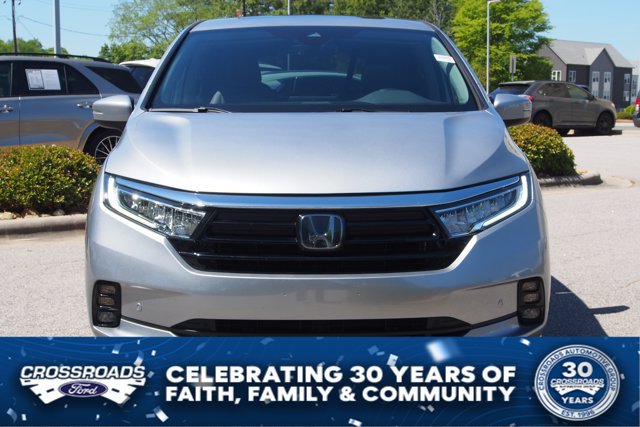 Used 2023 Honda Odyssey Touring image 3