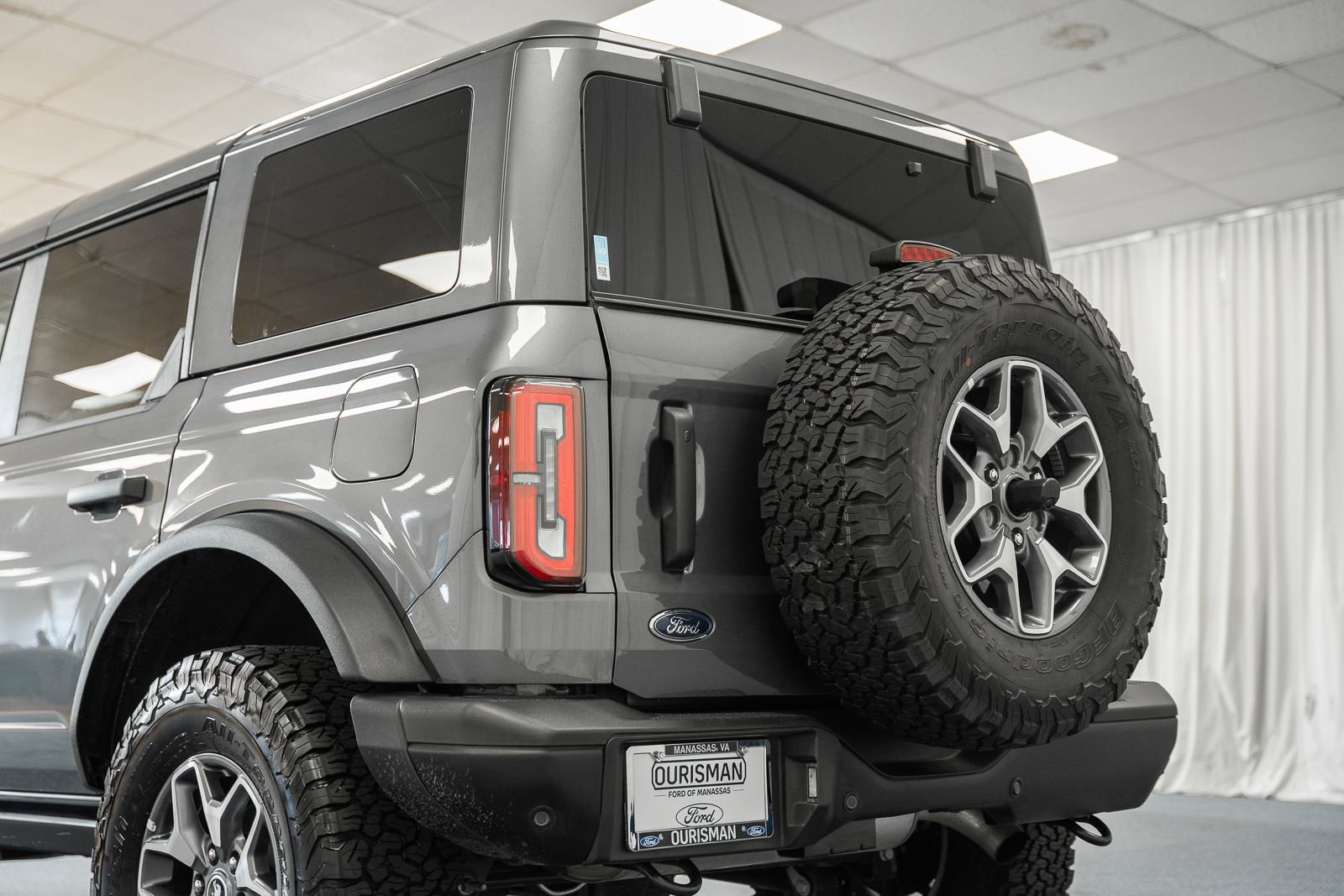 Certified 2025 Ford Bronco Badlands image 6