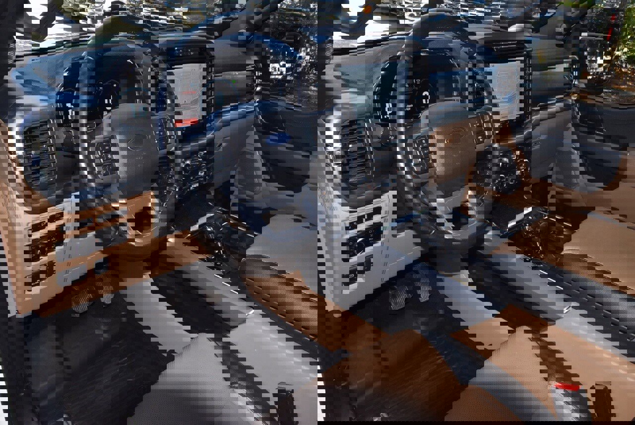 Certified 2023 Ford F150 Lariat w/ Equipment Group 502A High image 34