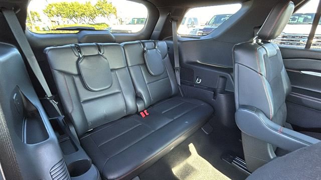Certified 2025 Ford Explorer ST image 14