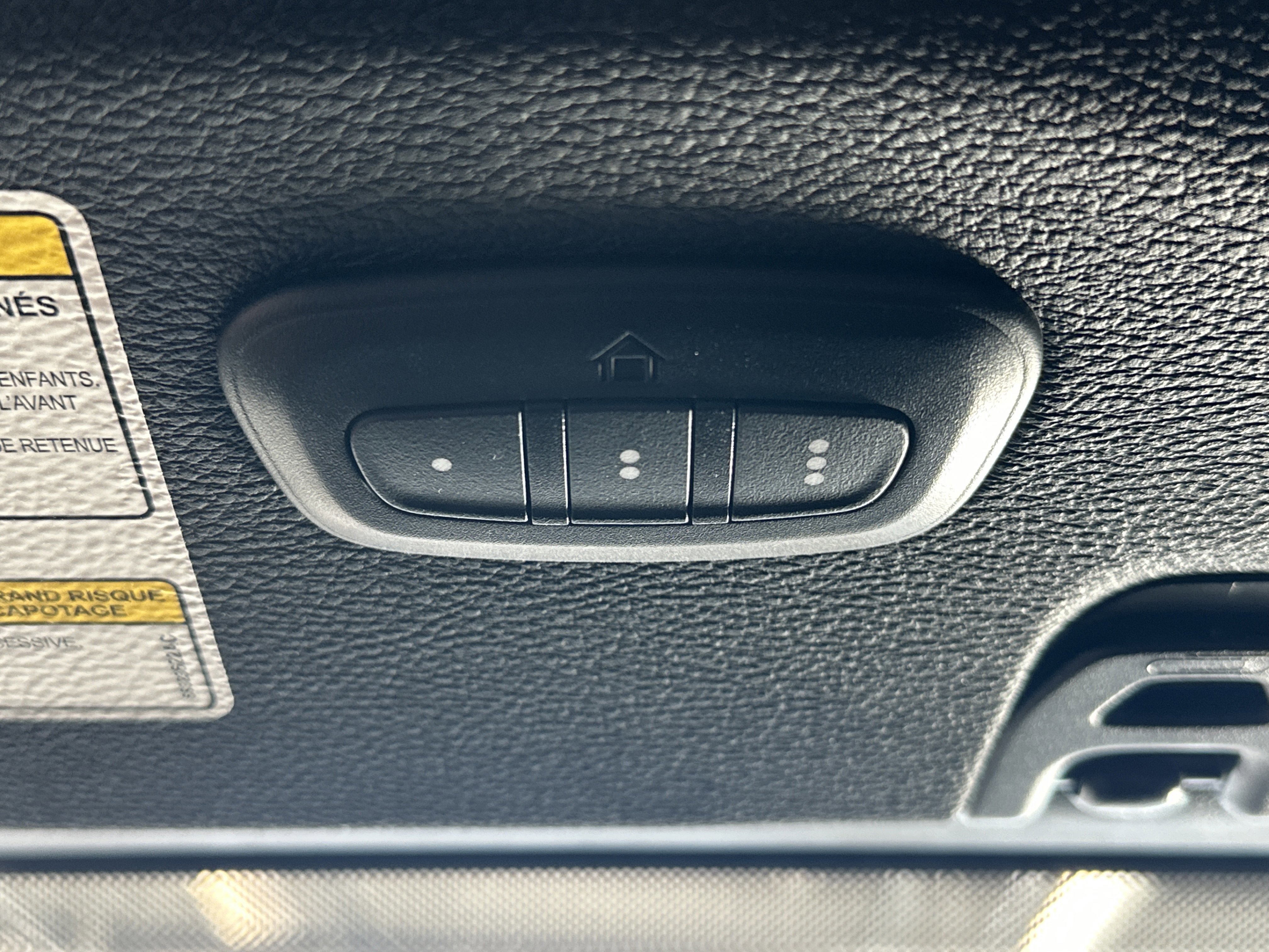 Used 2023 Jeep Gladiator Sport image 33