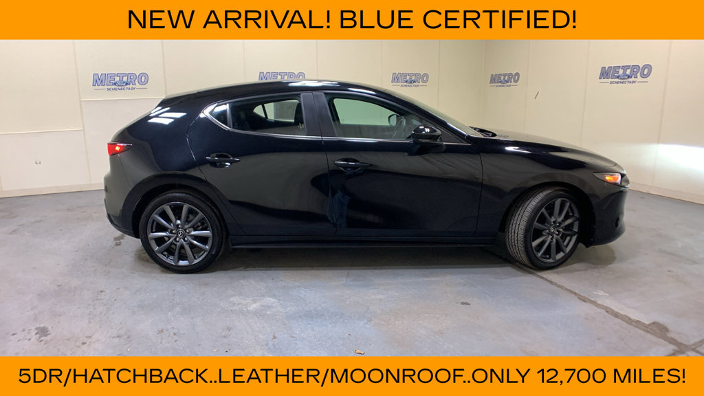 Used 2025 MAZDA MAZDA3 s FWD image 2