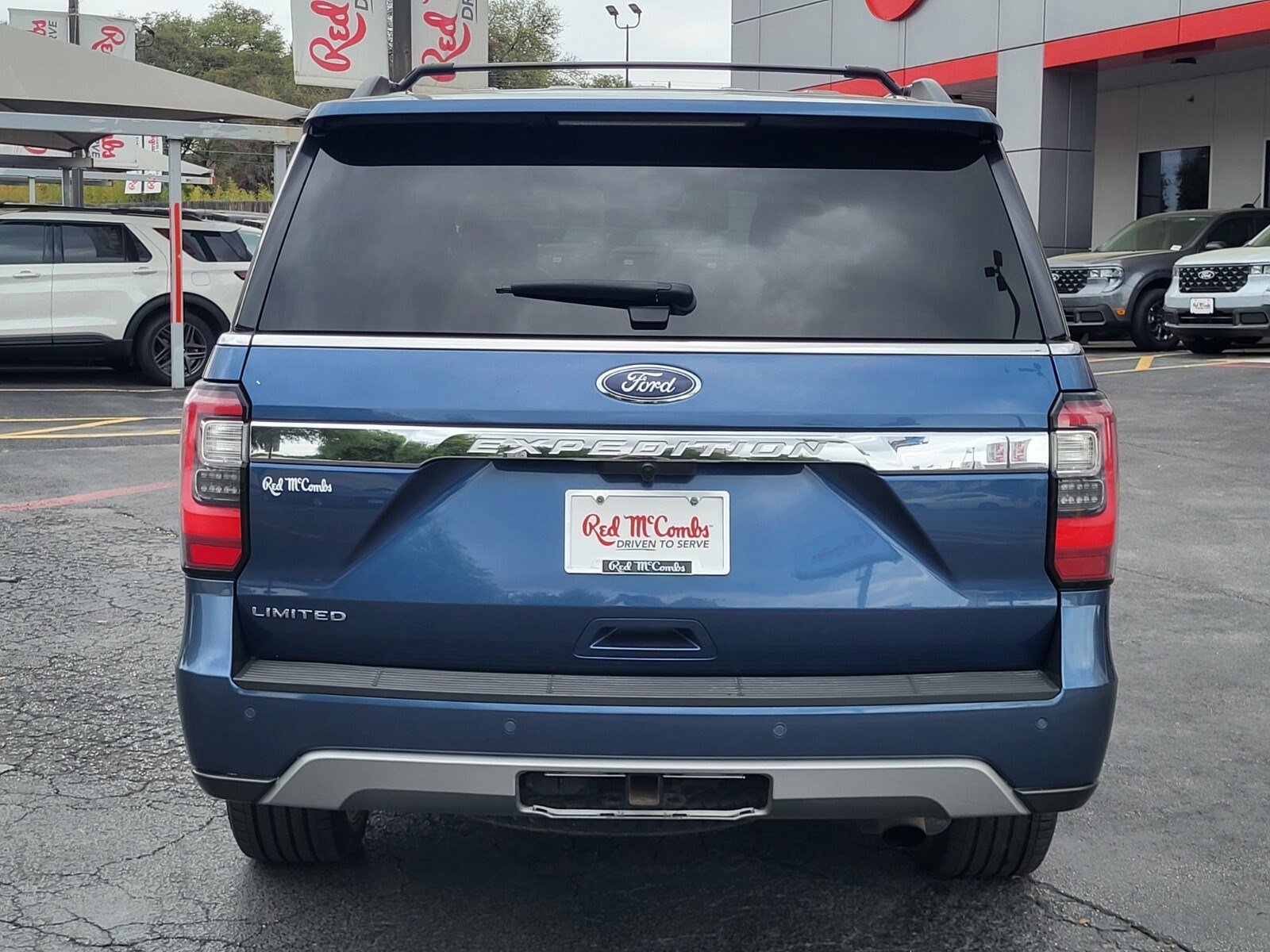 Certified 2020 Ford Expedition Limited w/ Equipment Group 302A image 4