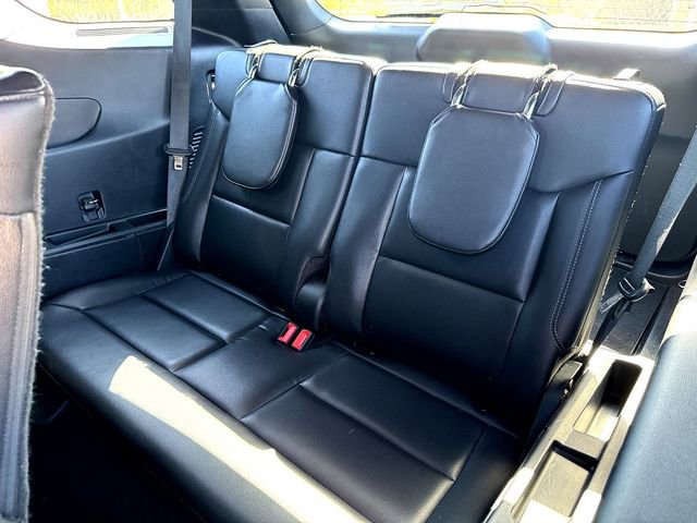 Certified 2020 Ford Explorer XLT w/ Equipment Group 202A image 24