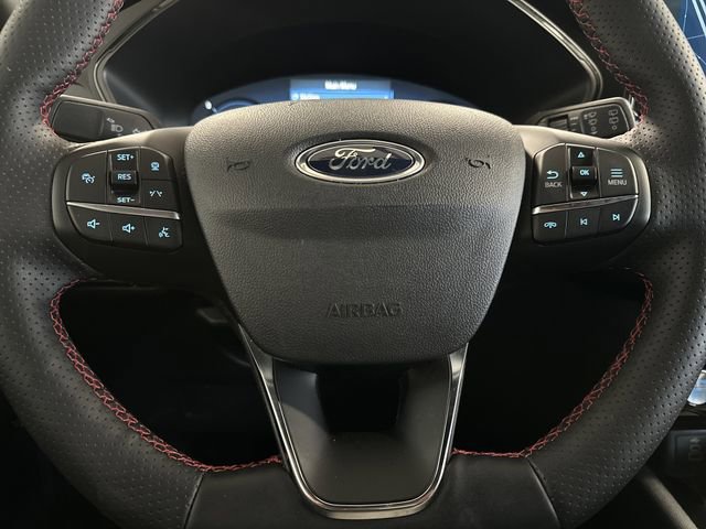 Certified 2025 Ford Escape ST-Line Elite w/ Tech Pack #2 image 17