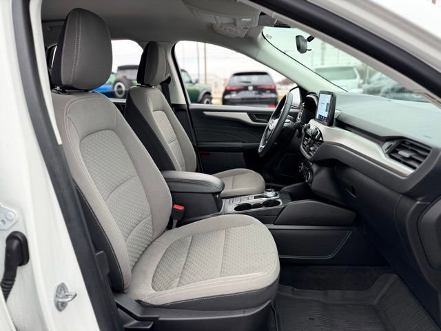 Certified 2022 Ford Escape SE w/ Cold Weather Package image 29