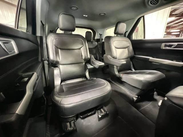 Certified 2022 Ford Explorer XLT w/ Equipment Group 202A AWD/4WD image 23