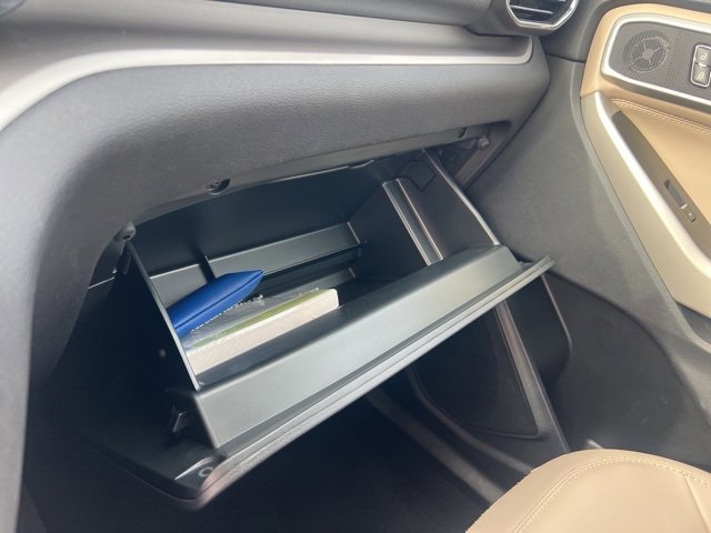 Certified 2023 Ford Explorer XLT w/ Equipment Group 202A image 18