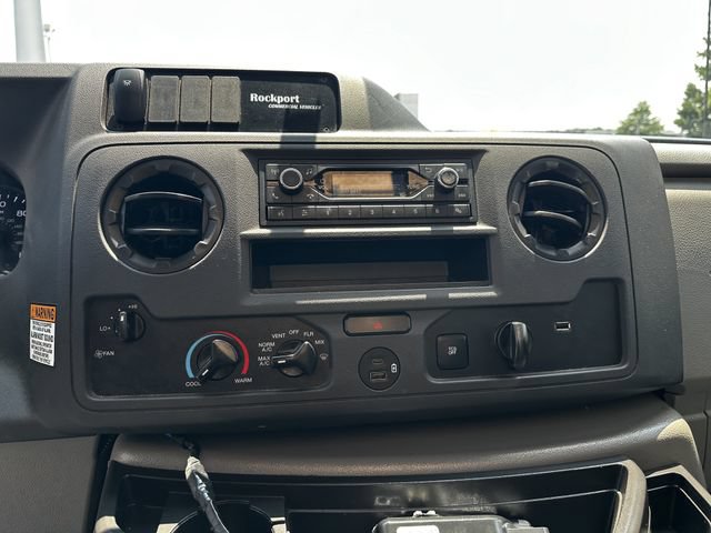 Certified 2024 Ford E-450 and Econoline 450 Super Duty w/ Power Windows & Locks Group RWD image 22