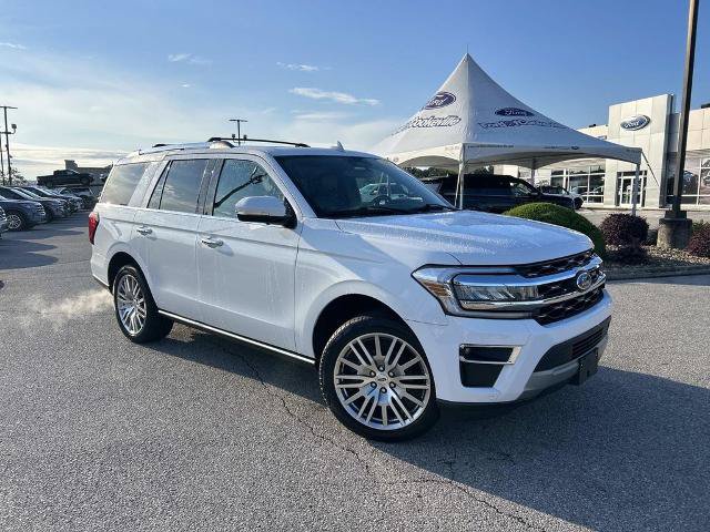 Certified 2024 Ford Expedition Limited AWD/4WD image 2