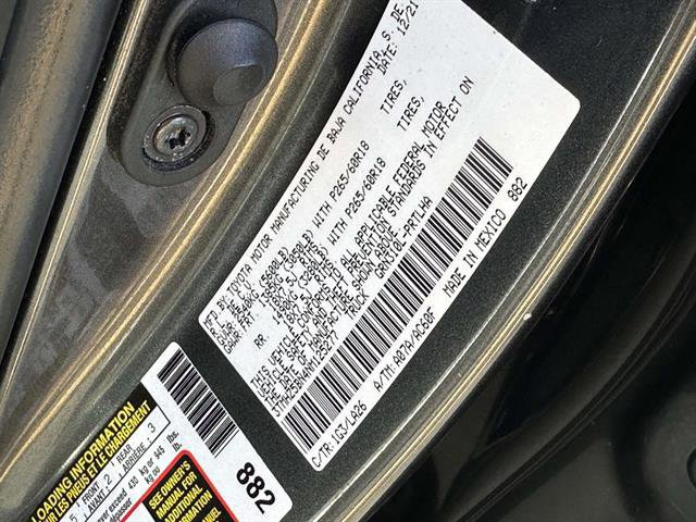 Used 2022 Toyota Tacoma Limited image 13