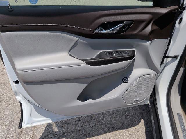 Used 2023 GMC Acadia SLT FWD image 27