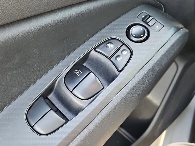 Used 2024 Nissan Altima 2.5 SV image 27