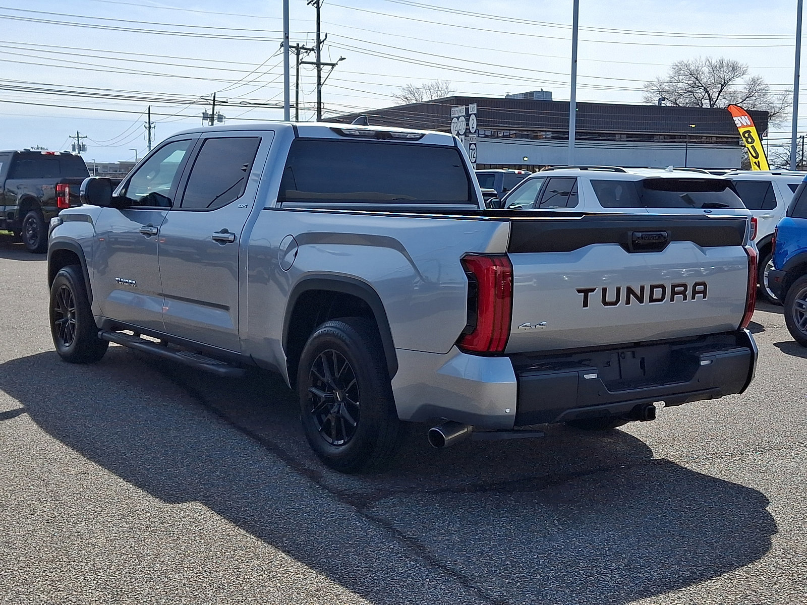Used 2023 Toyota Tundra SR5 w/ SR5 Premium Package image 4