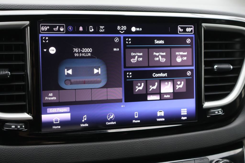 Used 2024 Chrysler Pacifica Touring-L FWD image 31