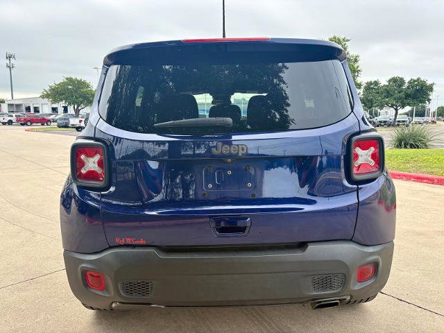 Used 2021 Jeep Renegade Latitude FWD image 4