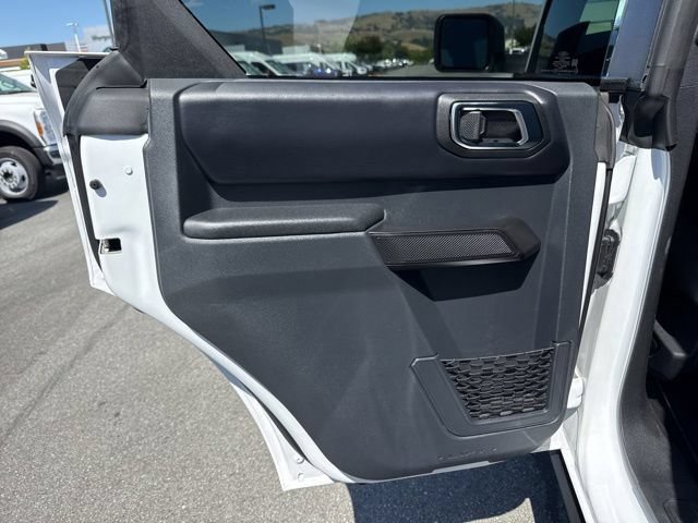 Certified 2025 Ford Bronco Badlands AWD/4WD image 11
