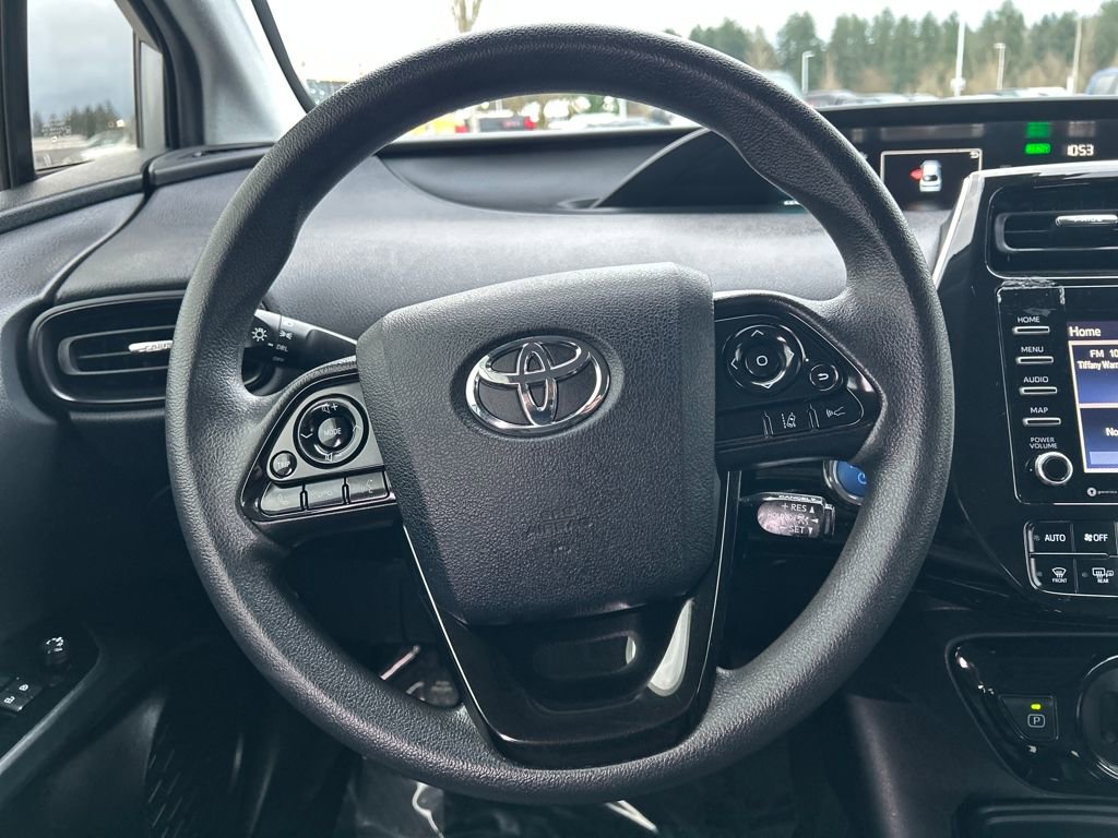 Used 2022 Toyota Prius LE image 9