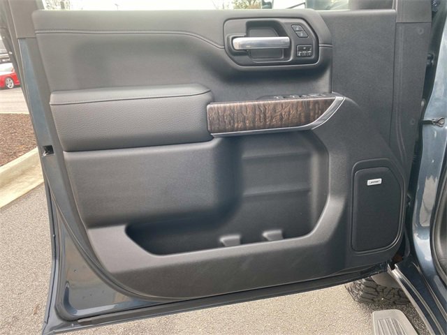 Used 2020 GMC Sierra 2500 Denali w/ Denali Ultimate Package image 18