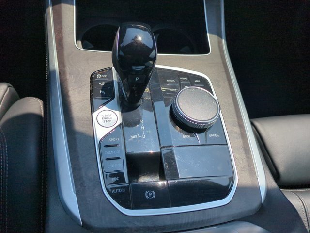 Used 2022 BMW X5 xDrive40i w/ Parking Assistance Package AWD/4WD image 26