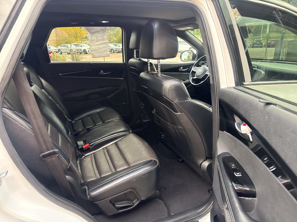 Used 2019 Kia Sorento SX AWD/4WD image 24
