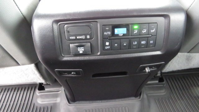 Used 2021 Toyota Sequoia Limited image 17