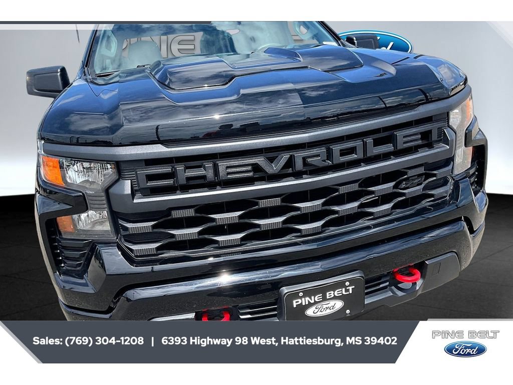 Used 2023 Chevrolet Silverado 1500 Custom Trail Boss w/ LPO, Dark Essentials Package AWD/4WD image 25