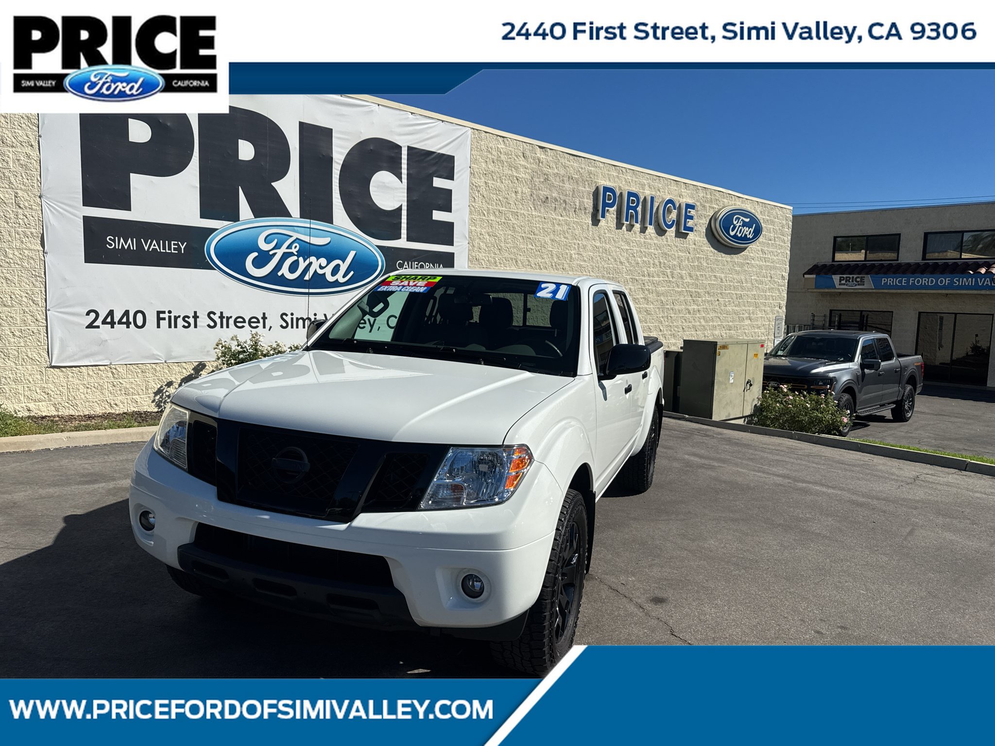 Used 2021 Nissan Frontier SV w/ Midnight Edition Floor Mats