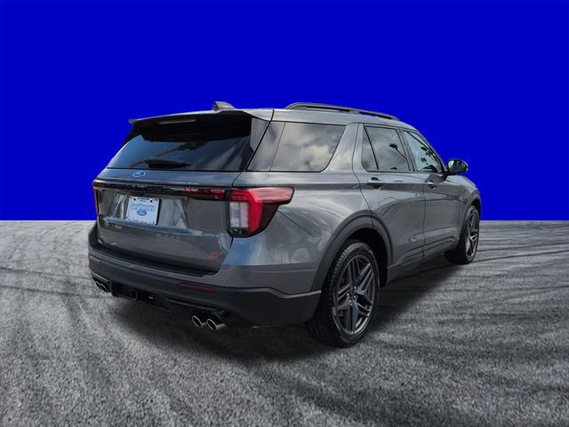 Certified 2025 Ford Explorer ST RWD image 4