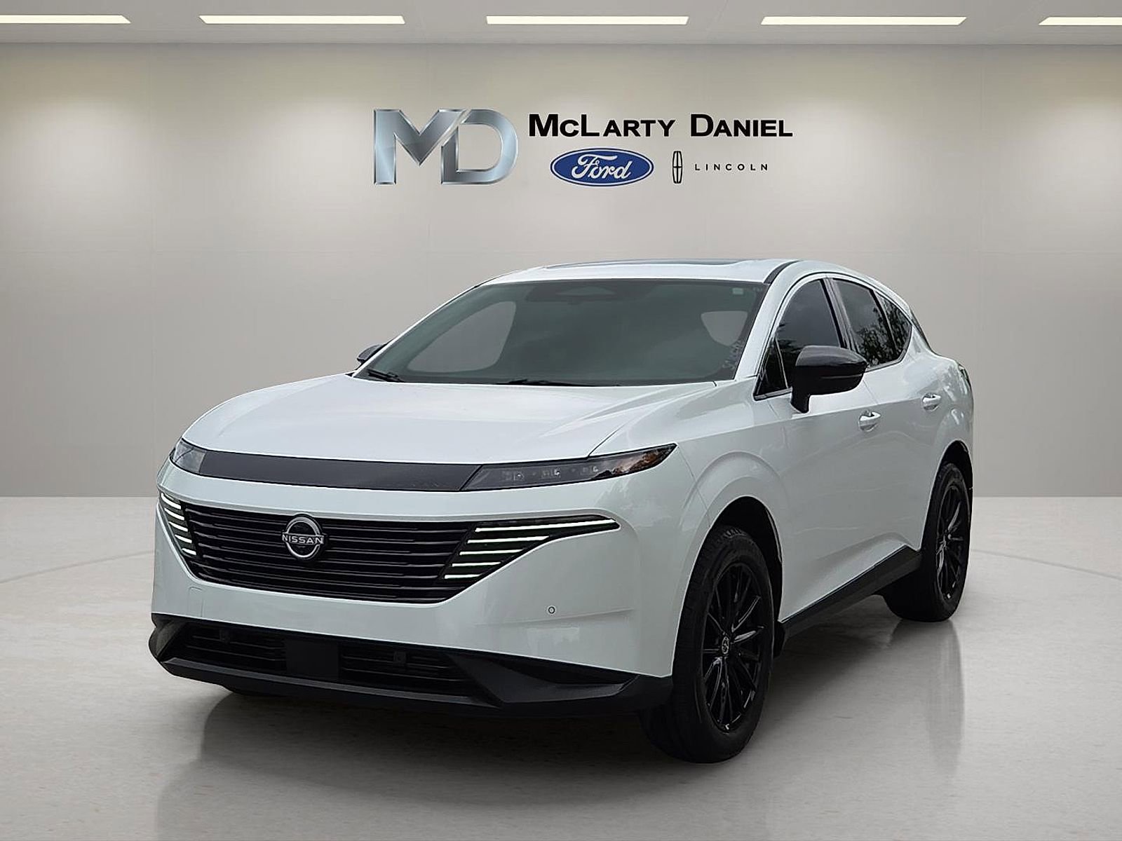 Used 2025 Nissan Murano SL AWD/4WD image 2
