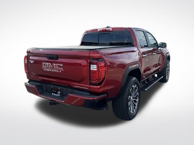 Used 2025 GMC Canyon Denali AWD/4WD image 9
